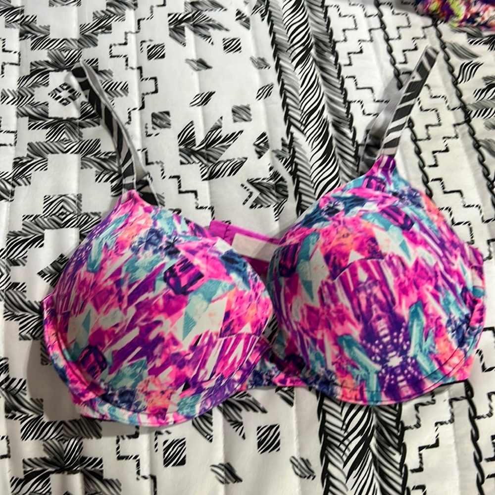 Victoria’s Secret PINK Bra 34D